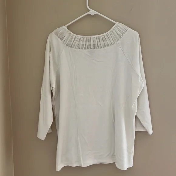 ▫️RAFAELLA: Women’s off-white quarter sleeved blouse, size 2X, w/sheer neck▫️ - Picture 7 of 7